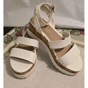 Madden Girl Women's Shoes Wedged Sandals, White, Size 8